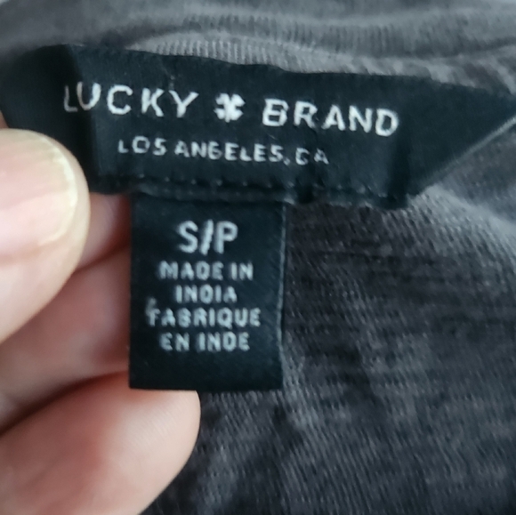 Lucky Brand gray short sleeve T-shirt with floral embroidery size Small - Picture 4 of 5